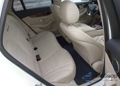 2018 Mercedes-Benz Glc 300 4Matic from USA, damaged, VIN WDC0G4KB7JV104713